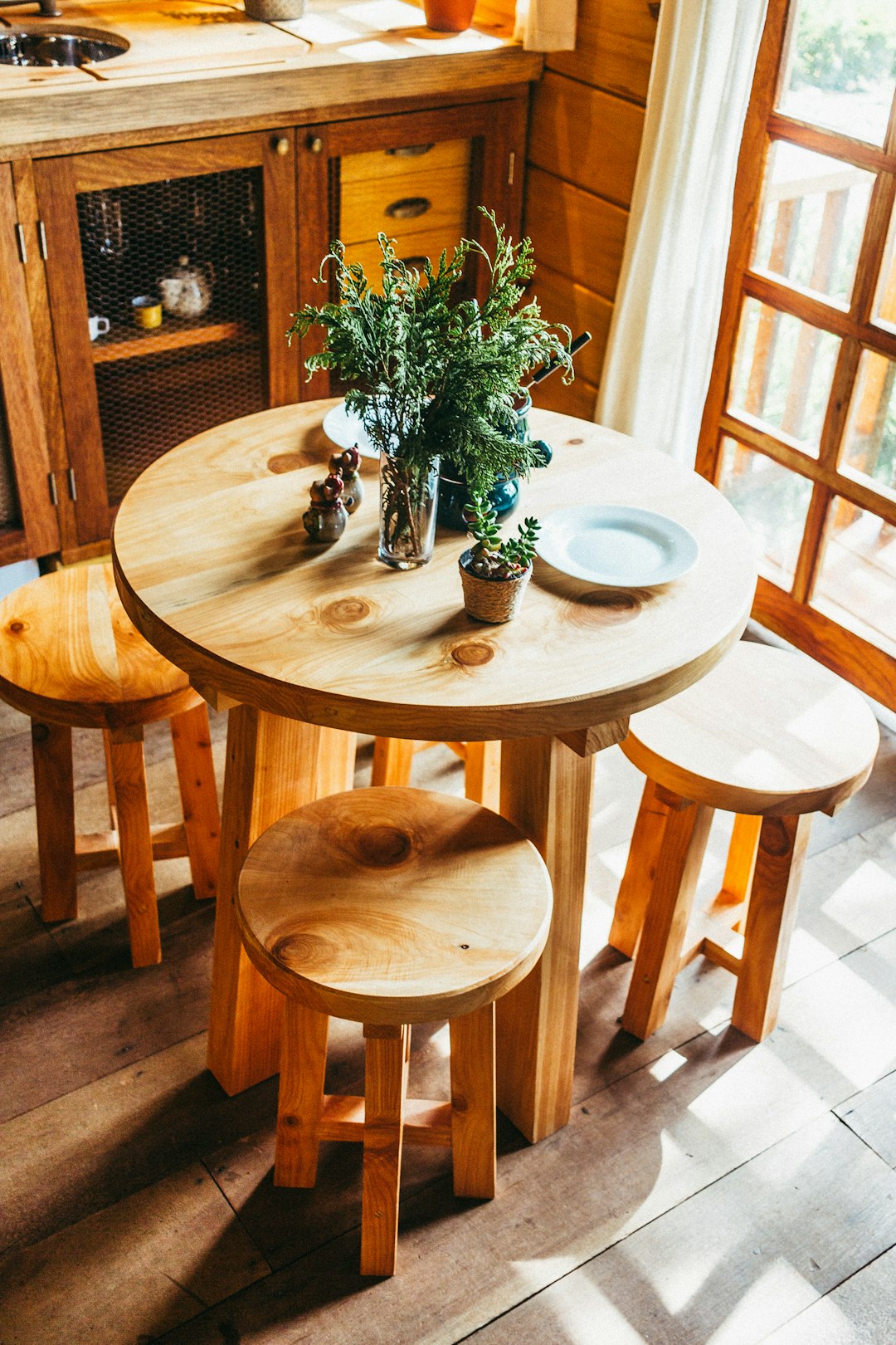 5 Essential Tips for Maintaining Your Wooden Furniture